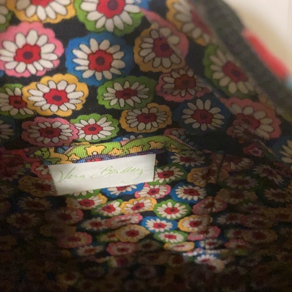 Vera Bradley Bag. - Picture 6 of 7